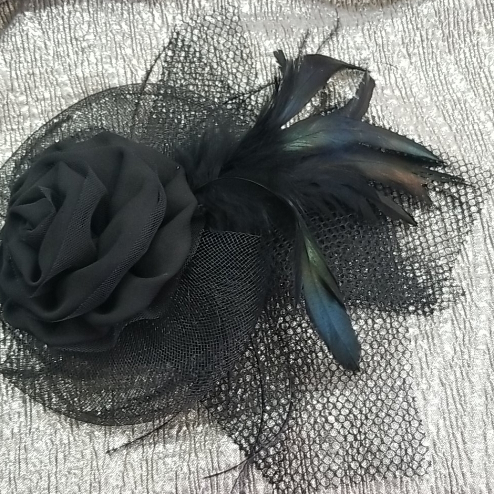 SOLD Hair Fascinator